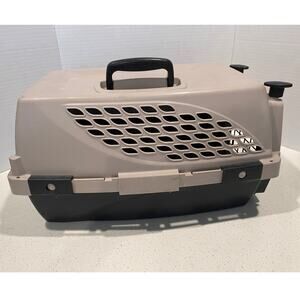 N2N Plastic Dog/Cat Pet Cage 19" X 12" Small